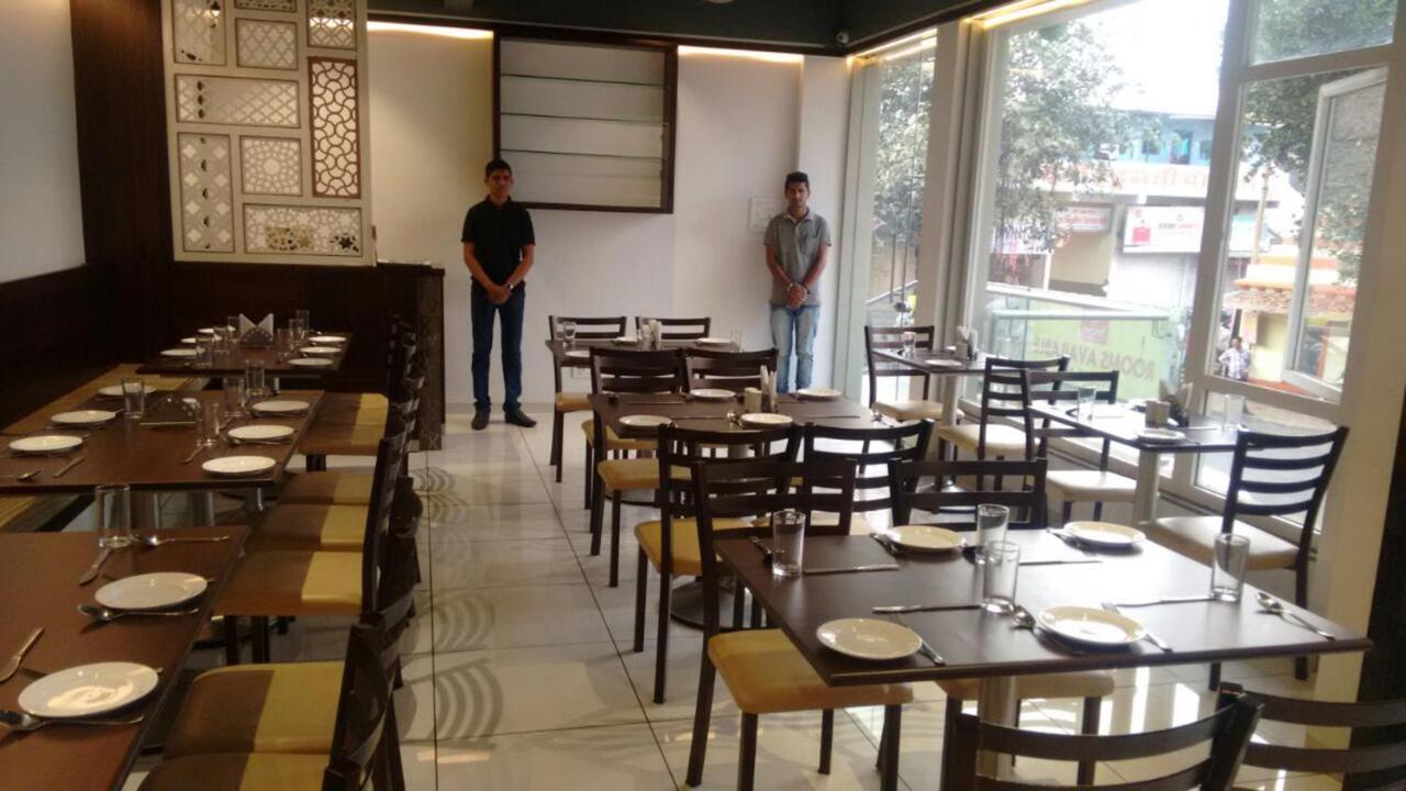 Hotel Sri Sri Executive, Kolhapur Εξωτερικό φωτογραφία