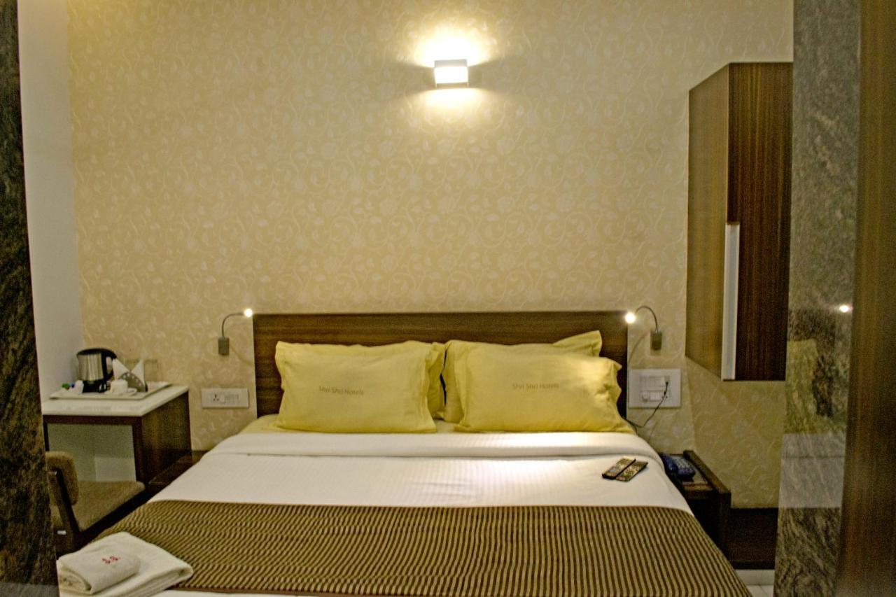 Hotel Sri Sri Executive, Kolhapur Εξωτερικό φωτογραφία